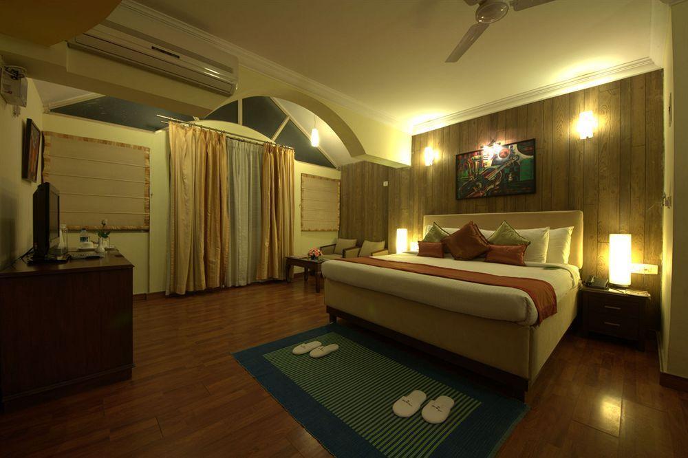 Hm Suites & Studios Бангалор Екстериор снимка