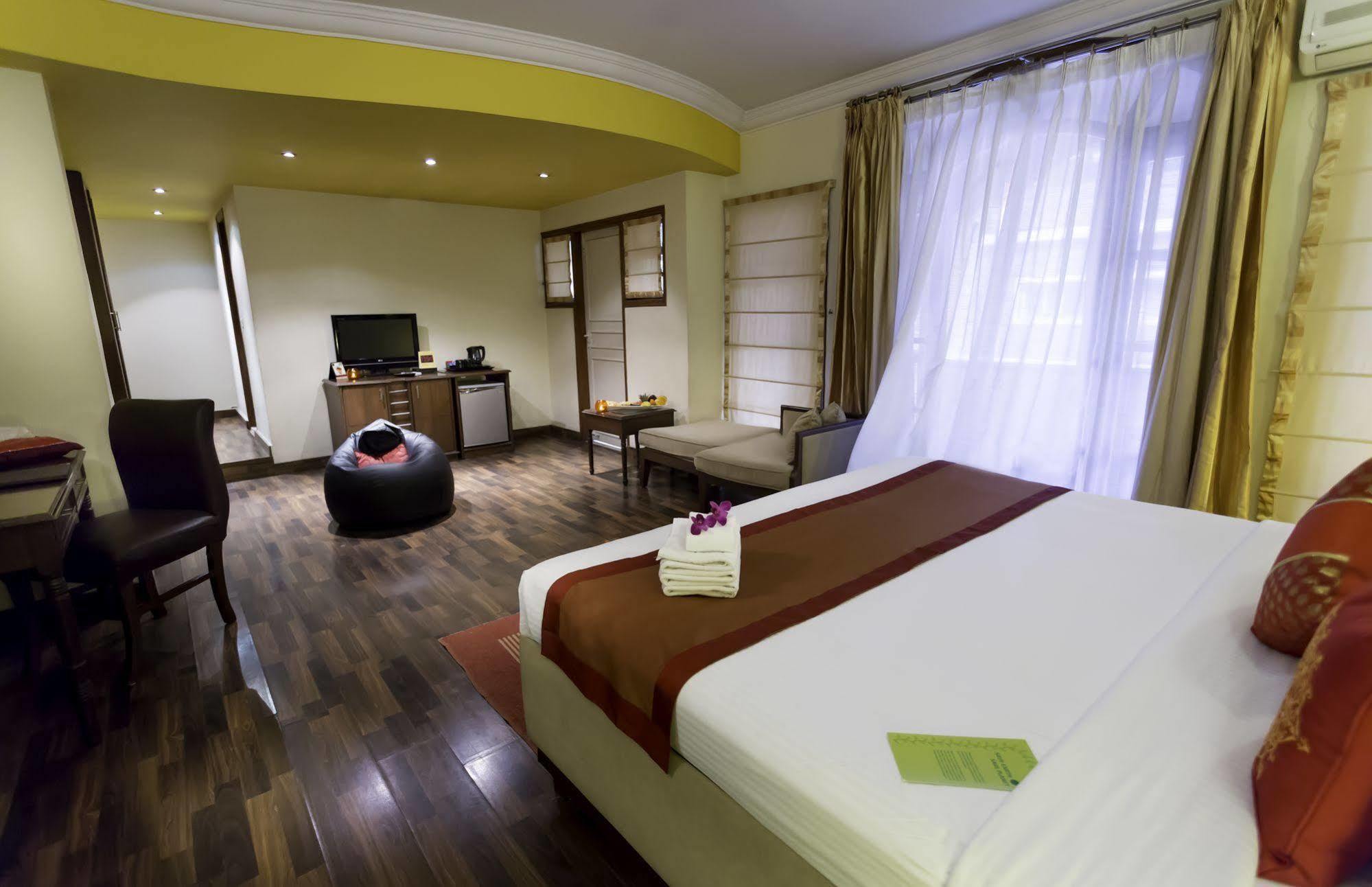 Hm Suites & Studios Бангалор Екстериор снимка